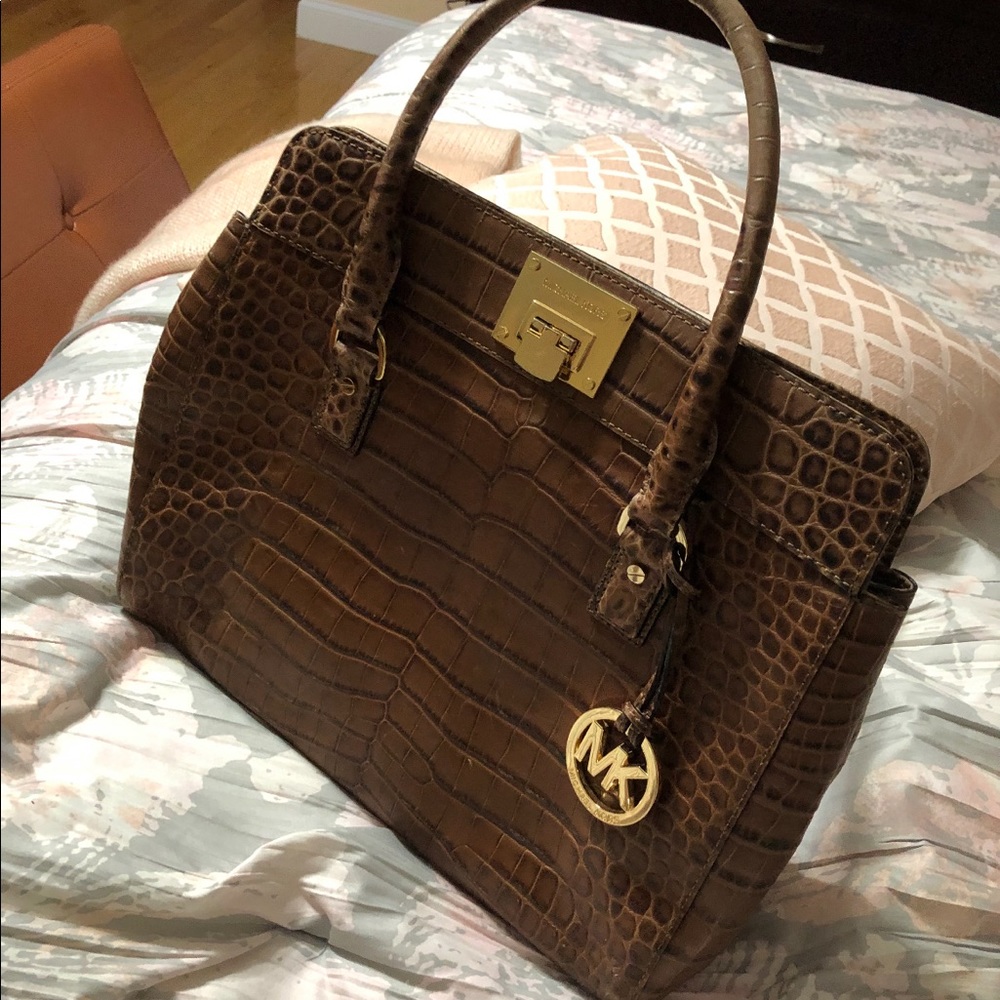 Michael kors hand bag